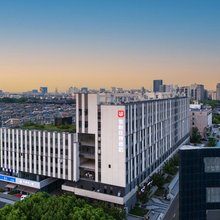 骏怡连锁酒店(张家港杨舍世贸和光荟店)