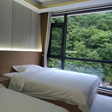 神农架山源民宿
