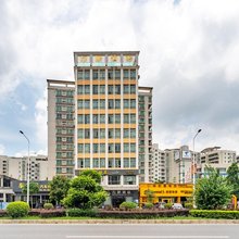 万鹏酒店(湛江遂溪全丰广场店)