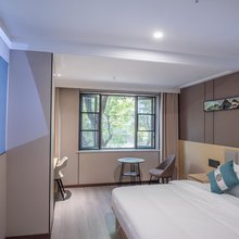 三万豆智选酒店(南京新街口张府园地铁站店)