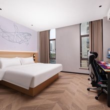 极兔电竞酒店(苏州越溪大学城店)
