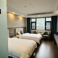 江昱大酒店