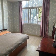 腾冲苹果宾馆(光华路店)