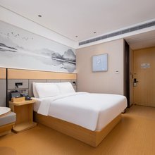 泊庭酒店(上海陆家嘴世纪大道地铁站店)