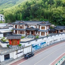杭州壶畔山居民宿