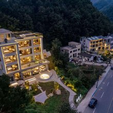闲庭叙民宿(老君山中灵索道店)