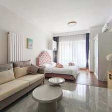 旁客·乐活公寓式酒店(海亮广场振华广场店)