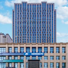 如家商旅酒店(乌鲁木齐会展吾悦广场店)