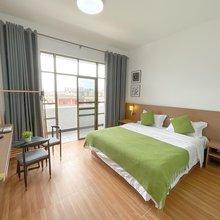 京爺客栈(北海银滩店)
