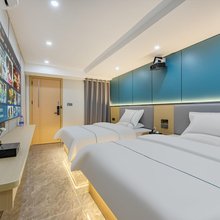 鑫枫美宿(广州体育西路珠江新城店)