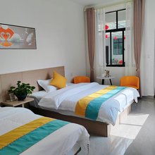 姥姥家民宿(丽江高铁站店)