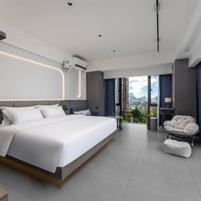 青柠舍 PureWind|都市天际·揽城望山全景美宿(桂林站万象城店)