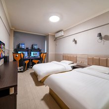 运城泽华商务酒店(盐湖南风广场店)