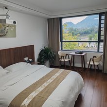 老城外客栈 (边城茶峒景区店)
