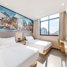 逸米酒店(广州十三行服装批发市场省中医院店)
