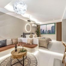 渝里设计师民宿(解放碑七星岗地铁站店)