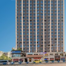 星兹·智能酒店(六公里轻轨站店)