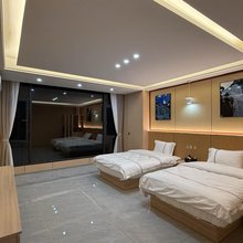 禄劝天然居客栈