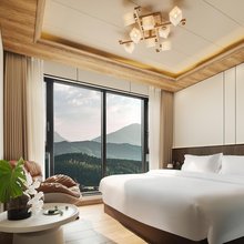 山顶顶湖山别院
