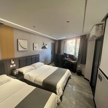 向日葵电竞电影酒店