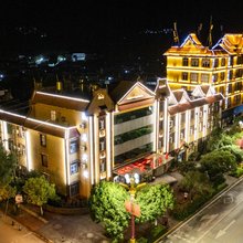 耿马宾馆(耿马县人民医院总佛寺店)