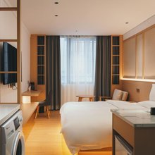 巢公寓(深圳北站清湖北地铁站店)