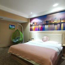 河畔宾馆(龙河家园店)