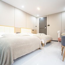 闲雅居民宿(陶阳里御窑景区人民广场店)