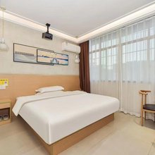贵阳金时民宿(花溪合朋中心广场店)