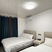凌馨悦民宿小院