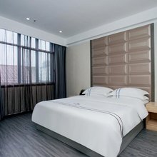 来凤帝豪商务大酒店