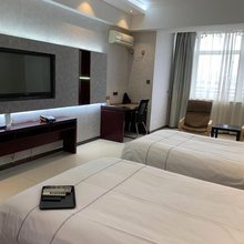 银川七橙音乐酒店(宁夏博物馆心脑血管医院店)