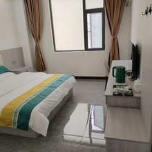 墨江正鸿快捷酒店