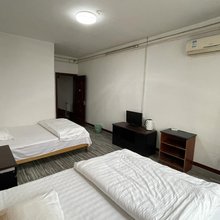 石记旅馆(武汉黄金工业园店)