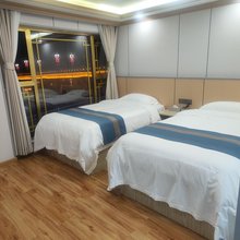 雅江砻海酒店