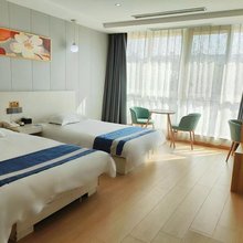 雅朵酒店