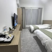 弥勒镜湖月居民宿