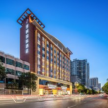 季枫国际酒店(安康市政府中心医院店)