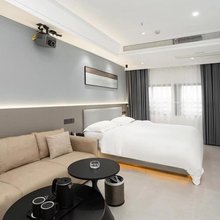 尚逸·云自助民宿(乐山嘉兴路美食街店)