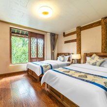 洪雅瓦屋山居