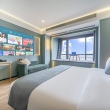 曼可馨酒店(广西大学地铁站店)