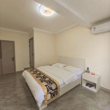 遵义显贵公寓(遵义医科大学附属医院时代天街店)