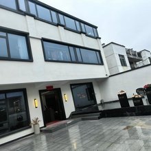 风不吹雨不落民宿
