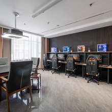 逸竞电竞酒店(类乌齐店)