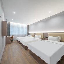雁荡·途锦酒店(步行街店)