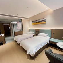 阳光PLUS酒店(大荔县医院洛滨大道店)