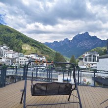 黄山望峰楼民宿(黄山风景区南大门逍遥溪换乘中心店)