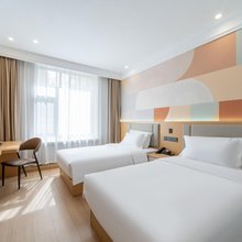 艺智酒店(喀什古城景区艾提尕尔清真寺店)