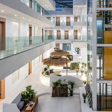 香格里拉·且慢·设计师供氧民宿(独克宗古城店)