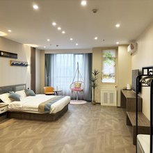 溪岸商务酒店(八家子水果市场店)